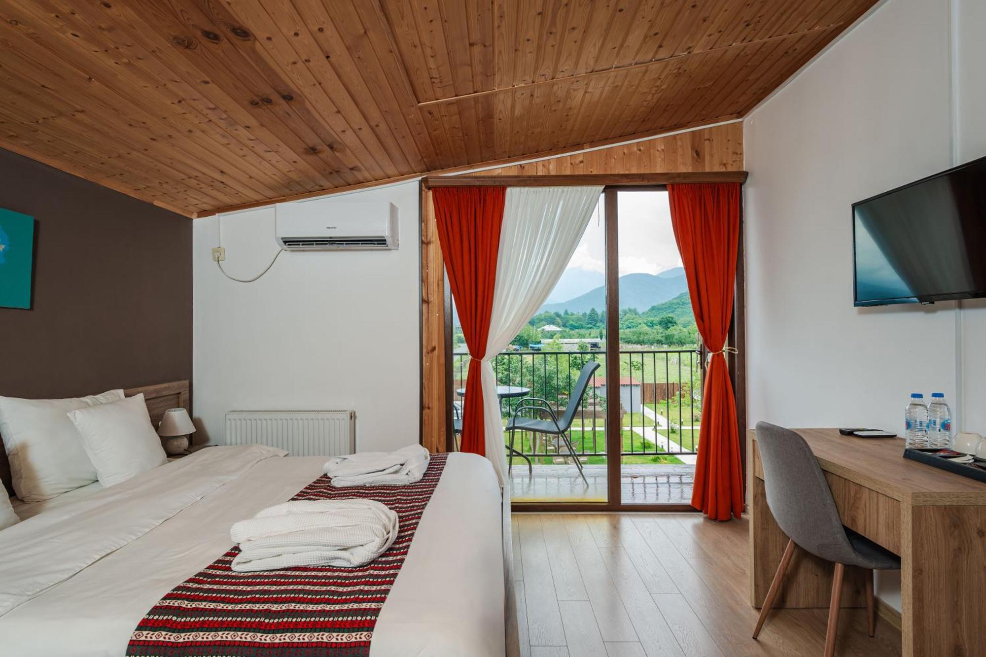 Vineyard Hotel & Winery Napareuli Luaran gambar