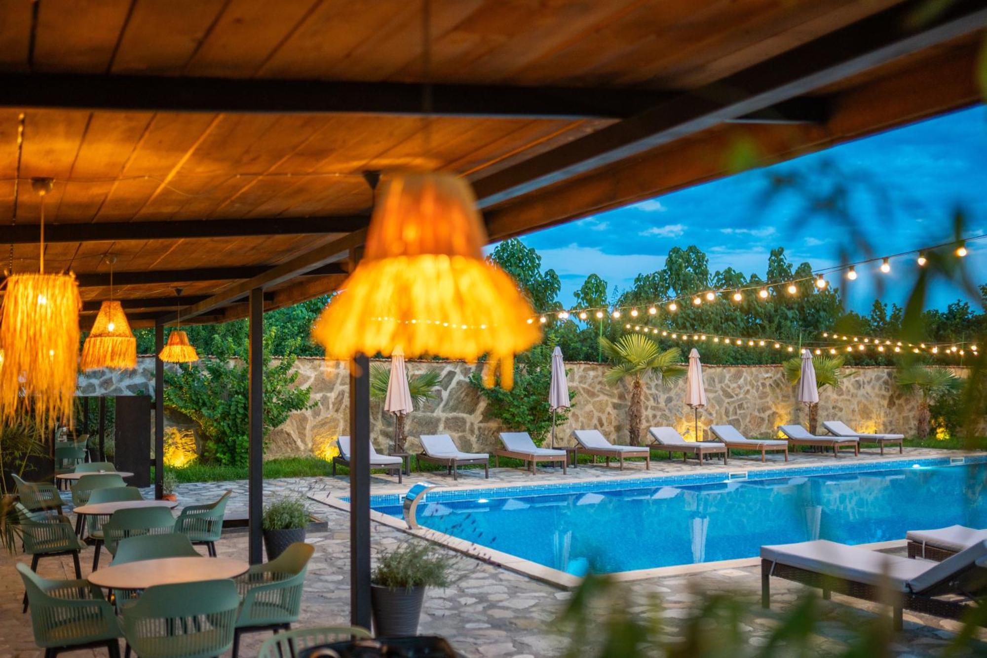 Vineyard Hotel & Winery Napareuli Luaran gambar